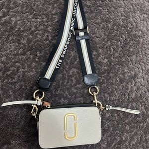 Marc Jacobs Crossbody Bag in Cream and Black
